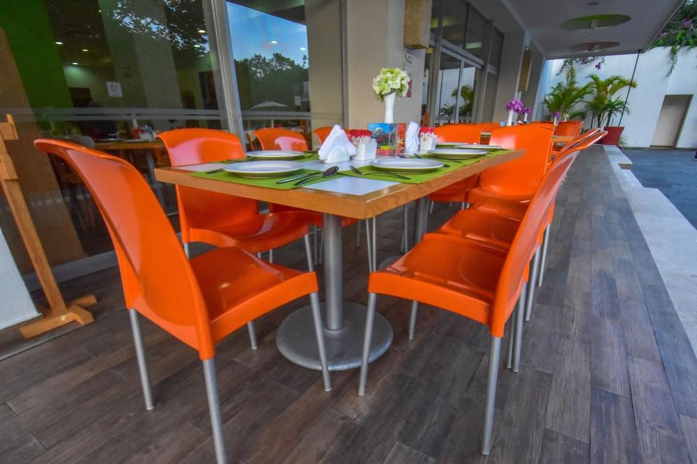 Hb Cordoba Hotel Kültér fotó